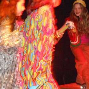 Bunt und schrill kam der diesjährige Theatertag 2014&nbsp;daher